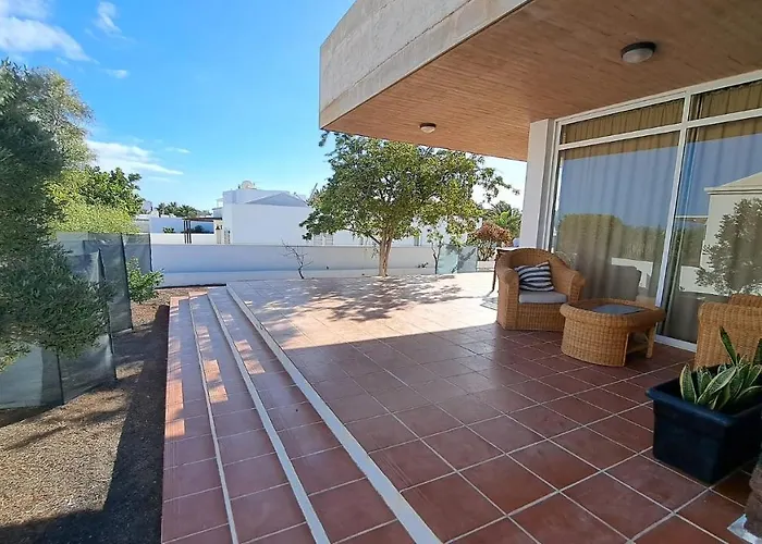 Casa Costa Volcan